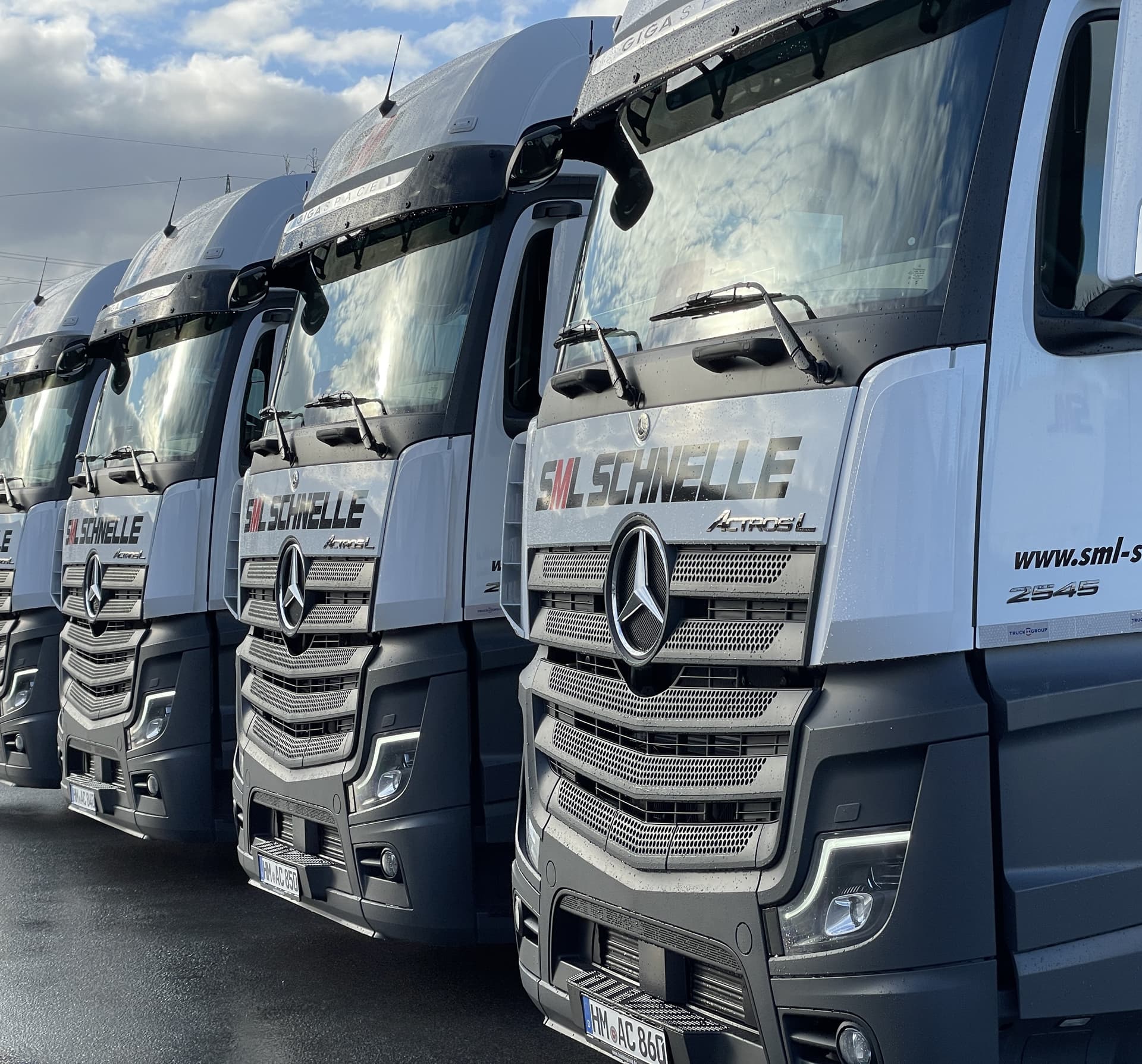 LKW der Spedition Schnelle für Umzüge in der gesamten Region